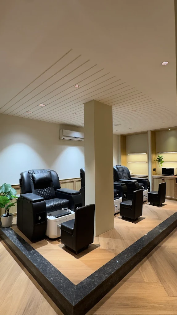 manicure and pedicure place